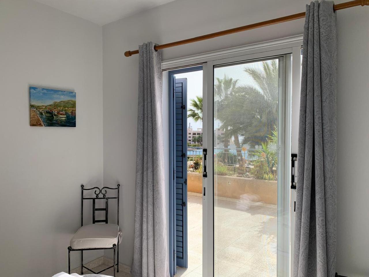 King'S Palace - Spacious 2 Bed, 2 Bath With Sea And Pool Views Pafos Zewnętrze zdjęcie