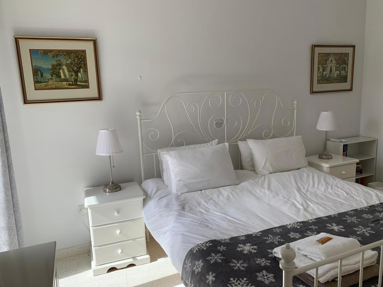 King'S Palace - Spacious 2 Bed, 2 Bath With Sea And Pool Views Pafos Zewnętrze zdjęcie